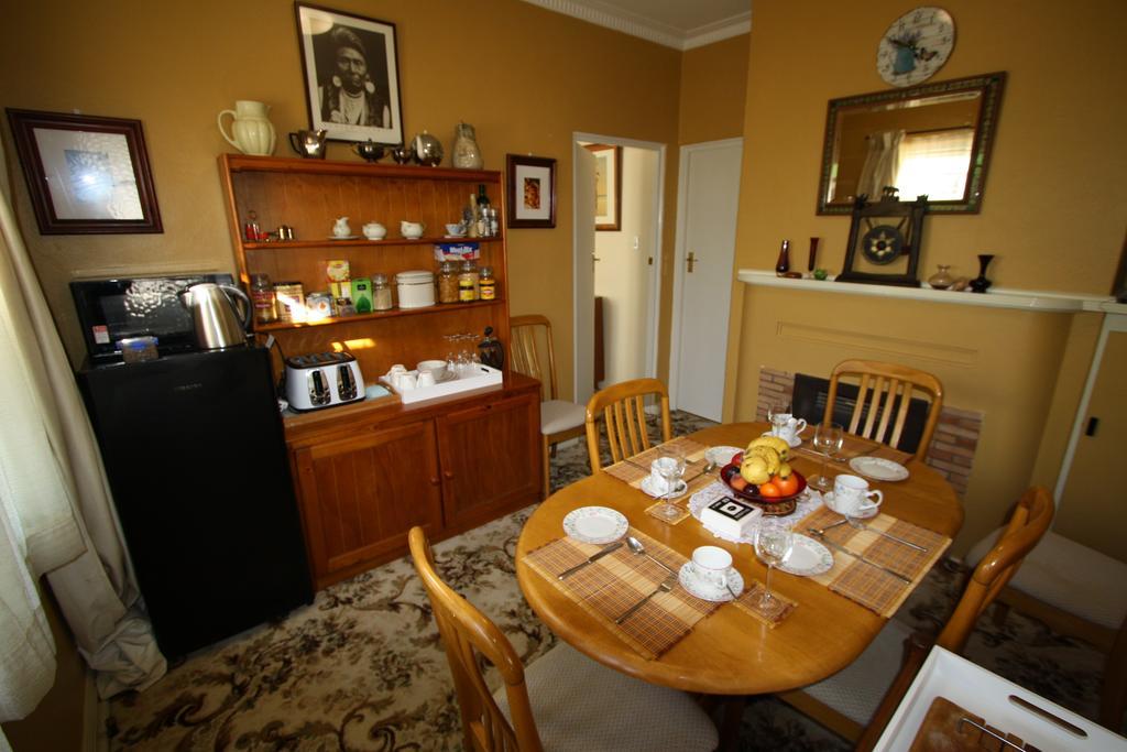 The Evergreen Bed And Breakfast Canberra Ngoại thất bức ảnh