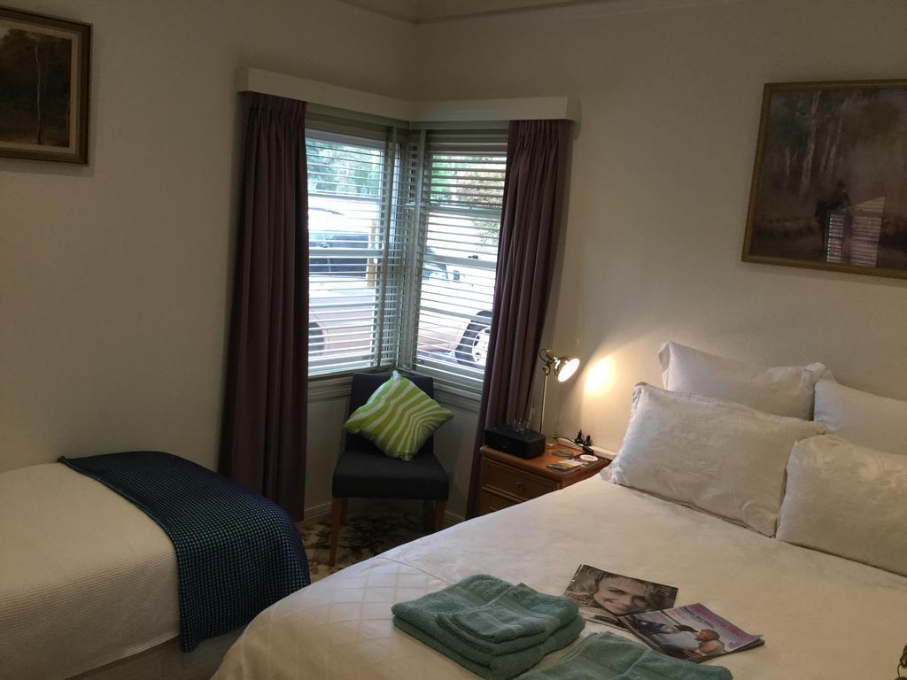 The Evergreen Bed And Breakfast Canberra Ngoại thất bức ảnh