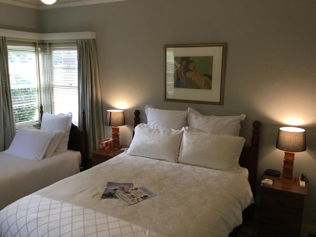 The Evergreen Bed And Breakfast Canberra Ngoại thất bức ảnh