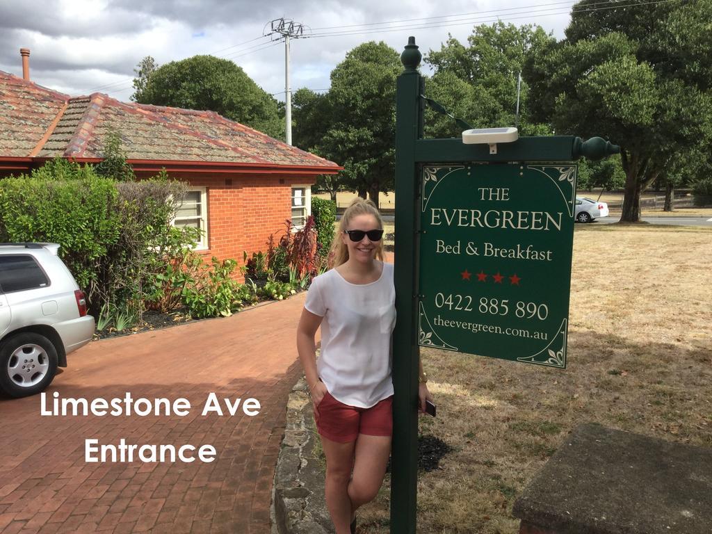The Evergreen Bed And Breakfast Canberra Ngoại thất bức ảnh